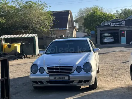Mercedes-Benz E 320 1998 года за 1 850 000 тг. в Астана – фото 6