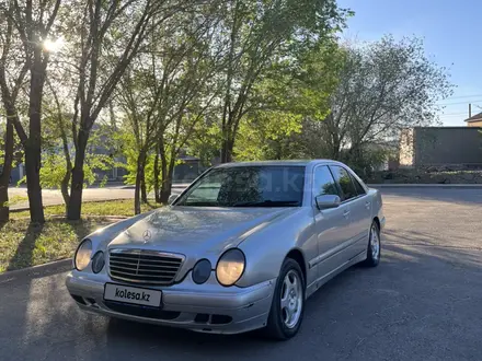 Mercedes-Benz E 320 1998 года за 1 850 000 тг. в Астана – фото 7