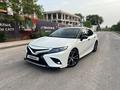 Toyota Camry 2021 года за 14 000 000 тг. в Алматы