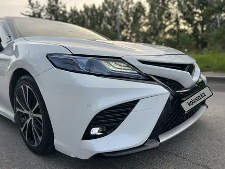 Toyota Camry 2021 года за 14 000 000 тг. в Алматы – фото 11