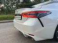 Toyota Camry 2021 года за 14 000 000 тг. в Алматы – фото 6