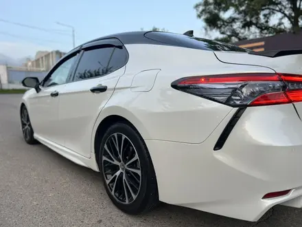 Toyota Camry 2021 года за 14 000 000 тг. в Алматы – фото 8