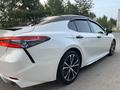 Toyota Camry 2021 года за 14 000 000 тг. в Алматы – фото 5