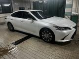 Lexus ES 250 2019 годаүшін20 000 000 тг. в Астана – фото 2