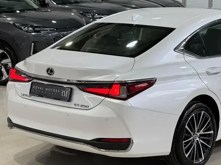 Lexus ES 250 2022 года за 22 500 000 тг. в Алматы – фото 6