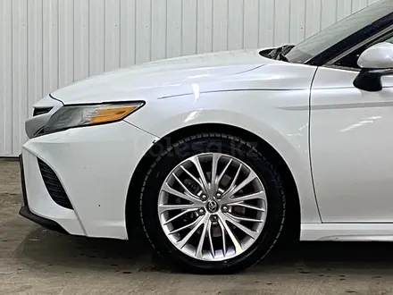 Toyota Camry 2019 года за 9 878 100 тг. в Астана – фото 6