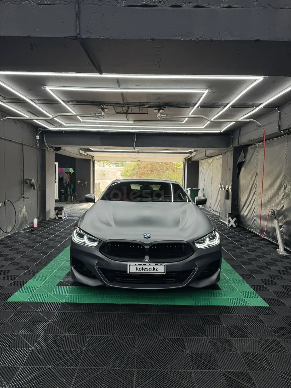 BMW 8 Series, 2022