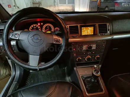 Opel Vectra 2006 года за 2 800 000 тг. в Караганда – фото 9