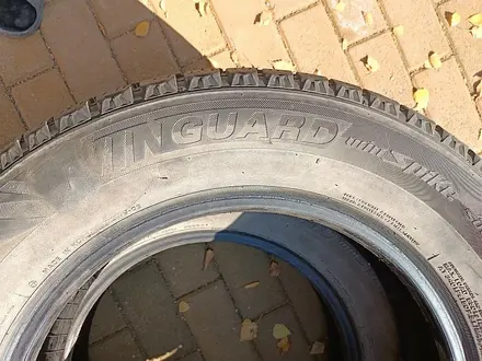 Шины 225/65 R17 — "Roadstone WinGuard Win Spike" (Корея), шипован за 50 000 тг. в Астана – фото 7