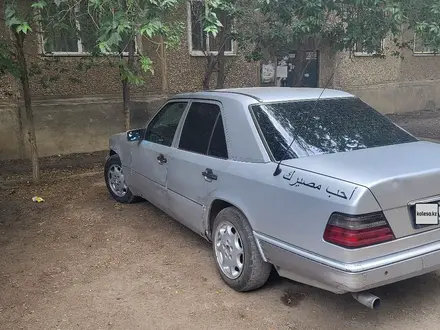 Mercedes-Benz E 200 1994 года за 1 200 000 тг. в Жезказган – фото 6