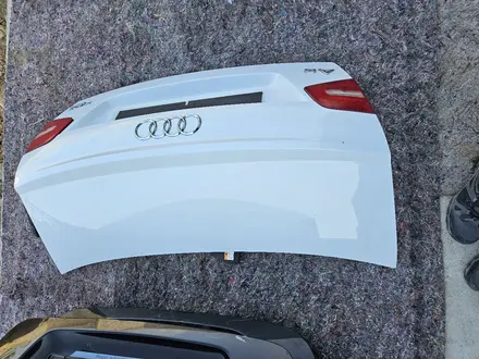 Крышка багажника на Audi A6 C6 за 90 000 тг. в Шымкент – фото 3
