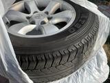 Комплект резина дисками Toyota Land Cruiser Prado120 265 65 R17 шины Dunlop за 320 000 тг. в Алматы