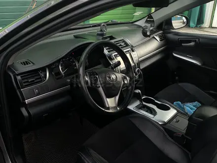 Toyota Camry 2013 года за 4 700 000 тг. в Актобе – фото 6