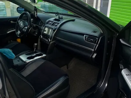 Toyota Camry 2013 года за 4 700 000 тг. в Актобе – фото 7