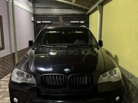 BMW X5 2013 года за 11 500 000 тг. в Шымкент