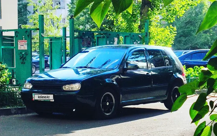 Volkswagen Golf 1997 года за 3 500 000 тг. в Астана