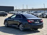 Toyota Camry 2014 года за 6 750 000 тг. в Атырау – фото 4