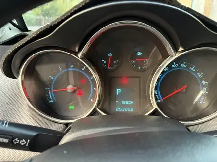 Chevrolet Cruze 2013 года за 4 000 000 тг. в Алматы – фото 11