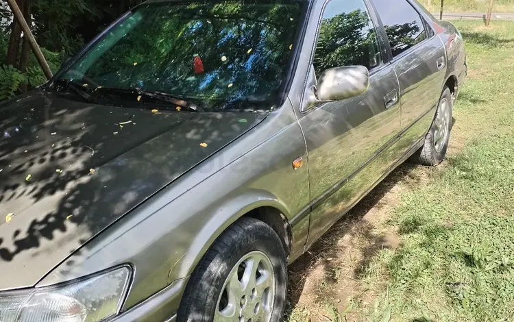 Toyota Camry 1998 годаfor1 950 000 тг. в Турара Рыскулова