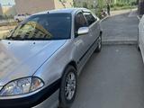 Toyota Avensis 2001 года за 2 800 000 тг. в Семей – фото 4