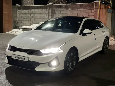 Kia K5 2023 года за 17 700 000 тг. в Алматы