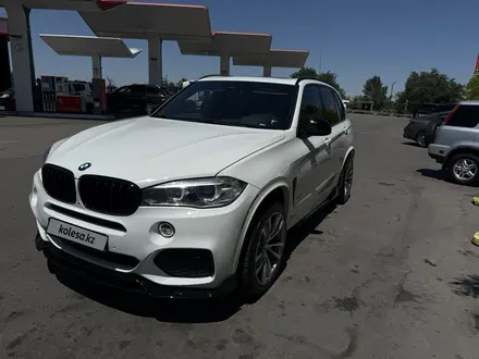 BMW X5 2017 года за 17 300 000 тг. в Алматы – фото 4