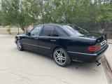 Mercedes-Benz E 320 1998 годаfor3 300 000 тг. в Жезказган – фото 2