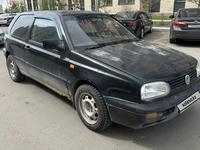 Volkswagen Golf 1992 года за 900 000 тг. в Астана