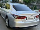 Toyota Camry 2023 годаүшін17 000 000 тг. в Уральск – фото 5