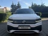 Volkswagen Tiguan 2022 года за 16 000 000 тг. в Костанай