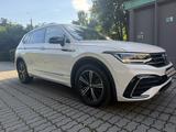 Volkswagen Tiguan 2022 года за 16 000 000 тг. в Костанай – фото 2