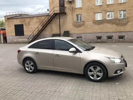 Chevrolet Cruze 2012 года за 4 550 000 тг. в Актобе – фото 8