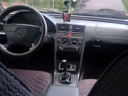 Mercedes-Benz C 180 1994 года за 1 700 000 тг. в Абай (Абайский р-н) – фото 9