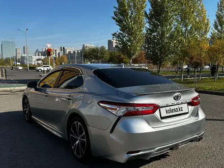 Toyota Camry 2019 года за 13 200 000 тг. в Астана – фото 6