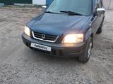 Honda CR-V 1998 года за 3 970 000 тг. в Усть-Каменогорск – фото 2