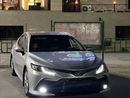 Toyota Camry 2021 года за 13 500 000 тг. в Астана – фото 3