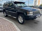 Jeep Grand Cherokee 1994 года за 2 950 000 тг. в Караганда – фото 2