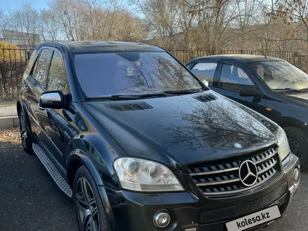 Mercedes-Benz ML 63 AMG 2008 года за 10 200 000 тг. в Караганда – фото 2