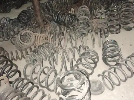 Пружины на Ауди и Фольксваген за 2 000 тг. в Алматы