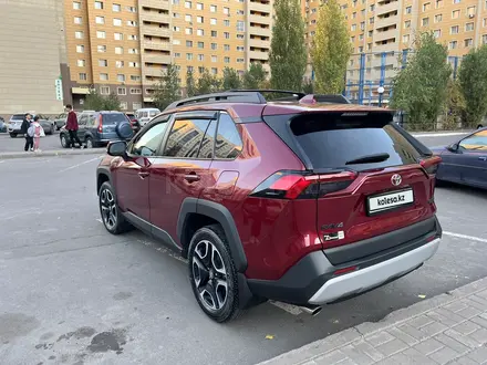 Toyota RAV4 2019 года за 16 500 000 тг. в Астана – фото 3