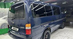 Toyota Hiace 1997 годаүшін3 941 272 тг. в Астана – фото 4