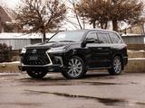 Lexus LX 570 2016 года за 40 000 000 тг. в Алматы