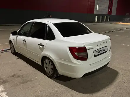 ВАЗ (Lada) Granta 2190 2019 года за 3 100 000 тг. в Астана – фото 2