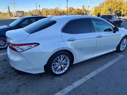 Toyota Camry 2018 года за 14 900 000 тг. в Кызылорда – фото 14