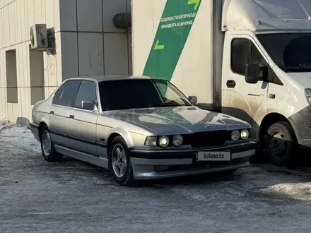 BMW 740 1992 года за 3 000 000 тг. в Алматы