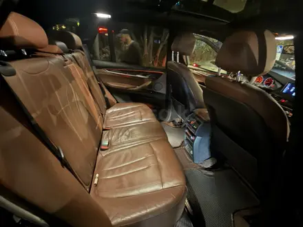 BMW X5 2016 года за 17 500 000 тг. в Алматы – фото 16