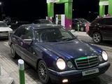 Mercedes-Benz E 200 1997 годаүшін1 530 000 тг. в Павлодар – фото 4