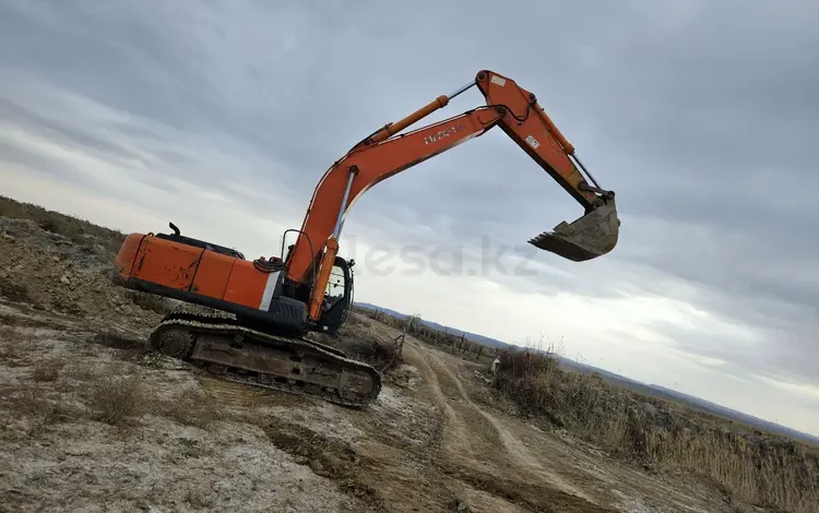 Hitachi  330 2007 годаfor27 500 000 тг. в Астана