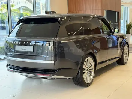 Land Rover Range Rover Autobiography 2026 года за 130 272 000 тг. в Алматы – фото 4