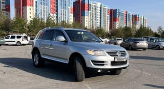 Volkswagen Touareg 2008 года за 6 500 000 тг. в Алматы